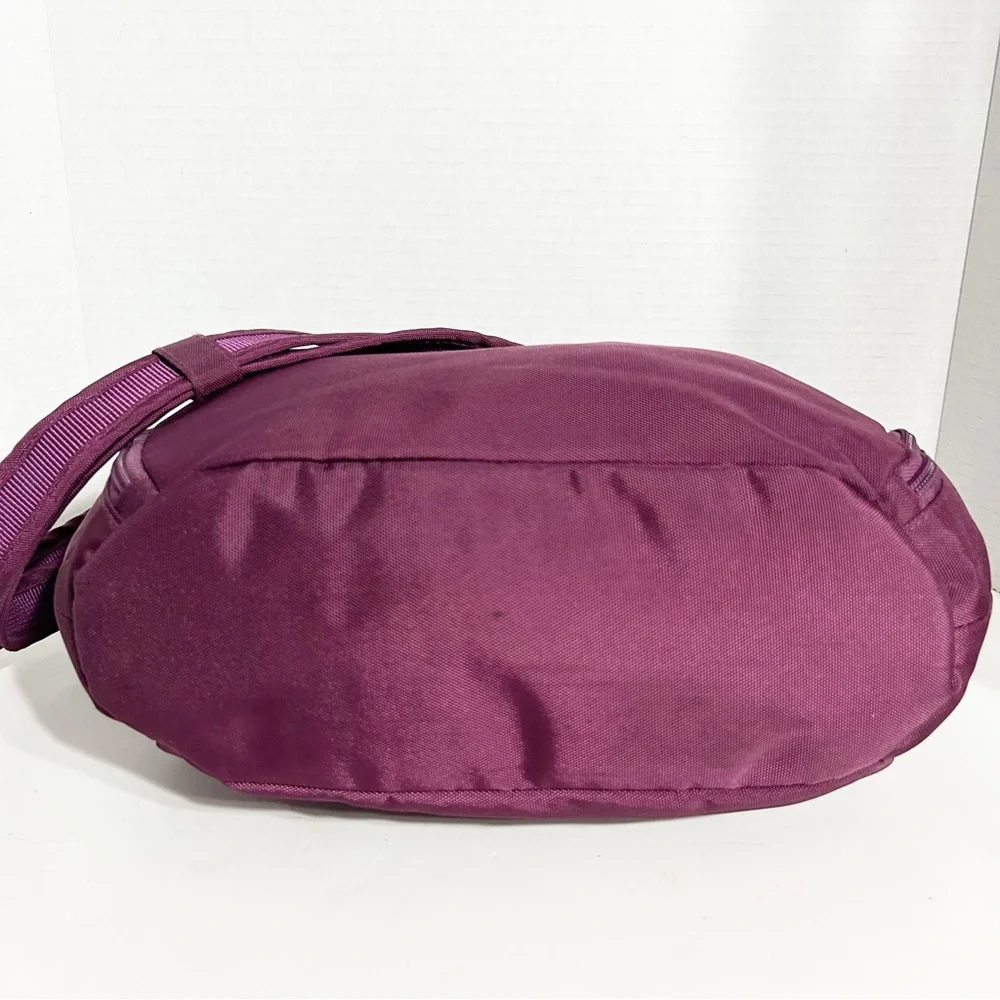 Travelon Anti-Theft Classic Crossbody Shoulder Bucket Bag Adjustable Strap 💜